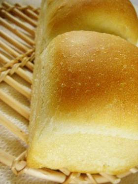 初・自家製酵母食パン