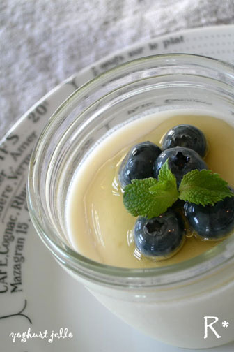 yoghurt-jello-r70.jpg